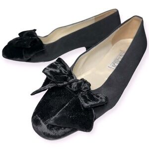 P. Verdi Paris Womens Size 37 6.5 Black Velvet Bow Cap Toe Slip On Loafers Flats